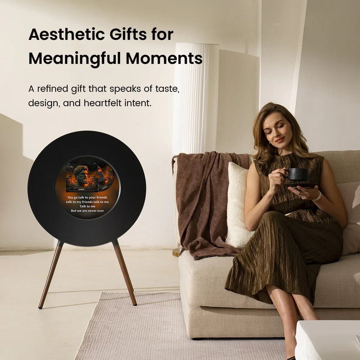 Record-Inspired Hi-Fi Bluetooth Speaker with Dynamic Lyrics Display